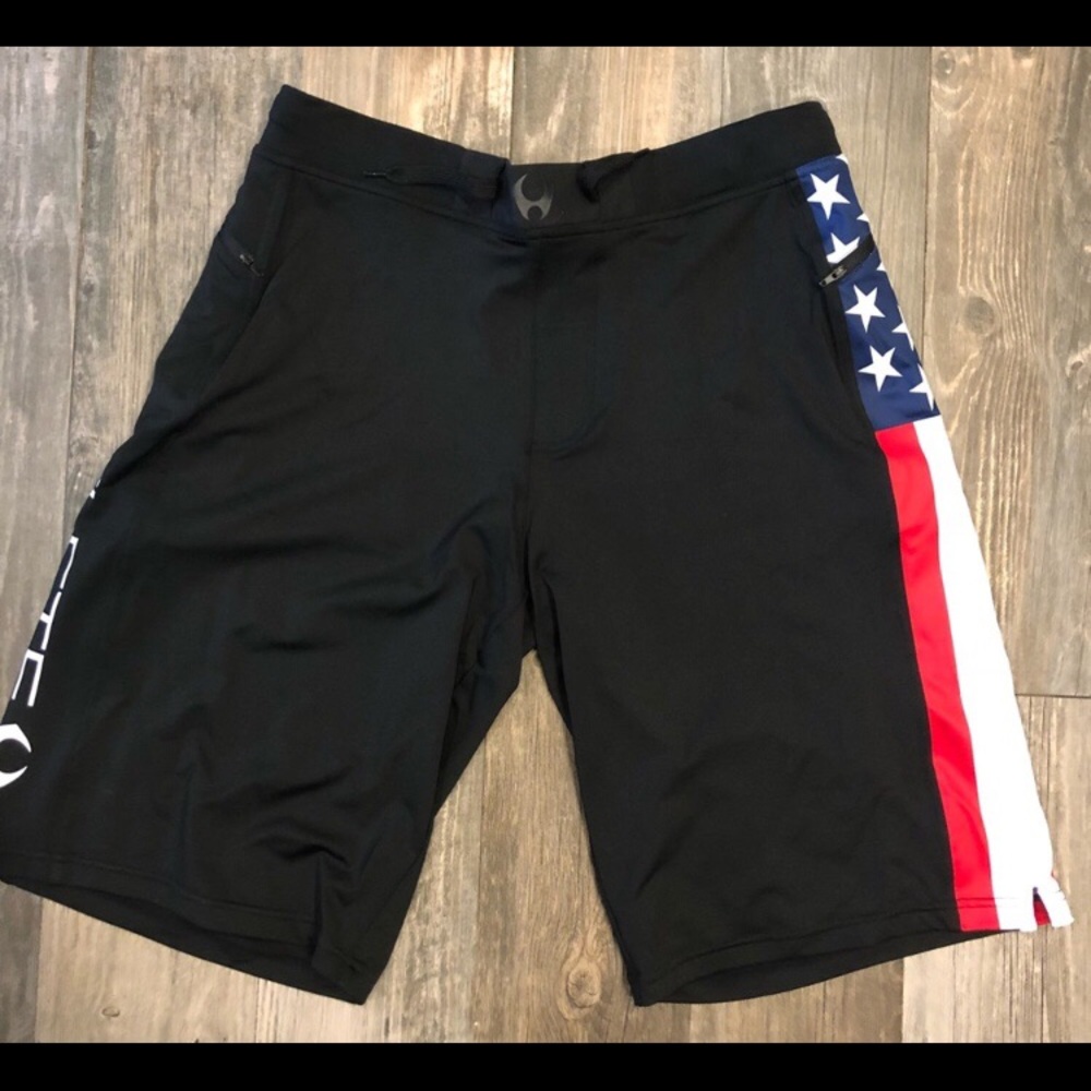 Hylete Shorts (L)